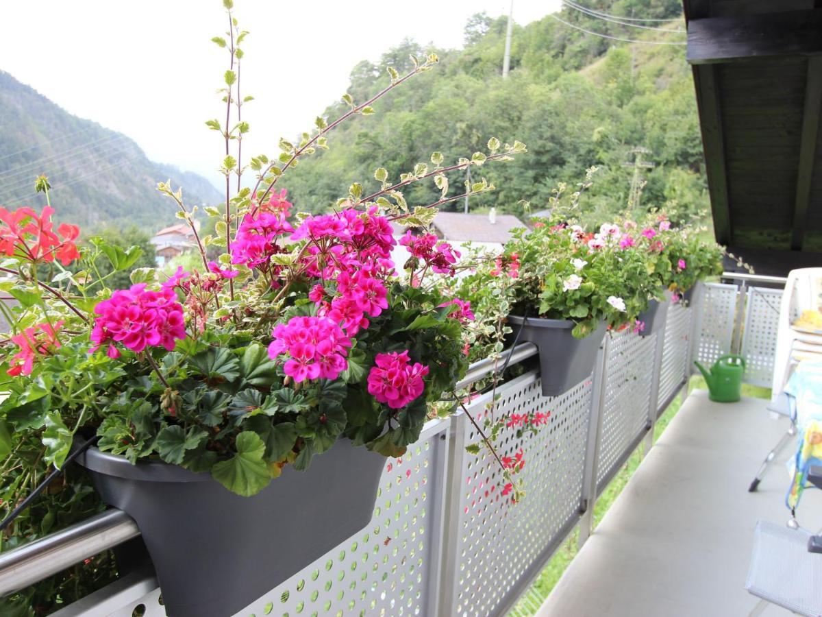 Holiday Home In M Rel Near The Aletsch Ski Area メーレル エクステリア 写真